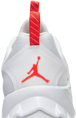 Air Jordan Zoom Trunner Advance 'Putih Flash Crimson' CJ1494-101 Sizing Air Jordan Zoom Trunner Advance 'Putih Flash Crimson' CJ1494-101