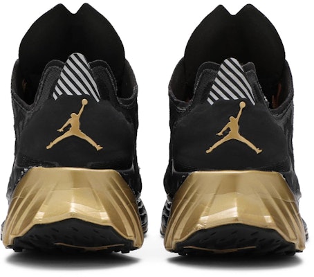 Air Jordan Zoom Trunner Ultimate 'Hitam Emas Metalik' CJ1495-007 Details for Air Jordan Zoom Trunner Ultimate 'Hitam Emas Metalik' CJ1495-007