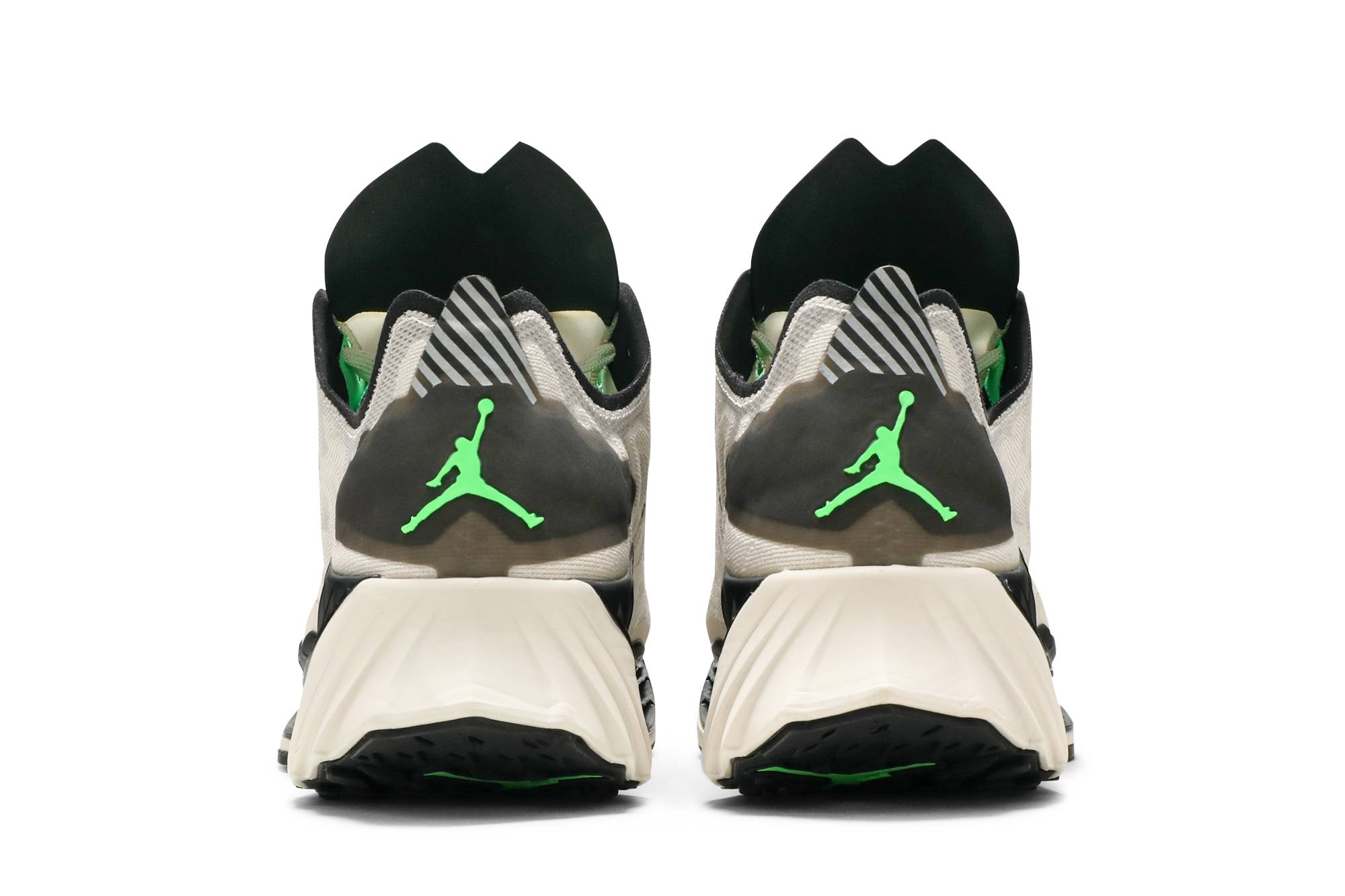 Details for エア ジョーダン ズーム トラナー ライトオレウッドブラウン CJ1495-101