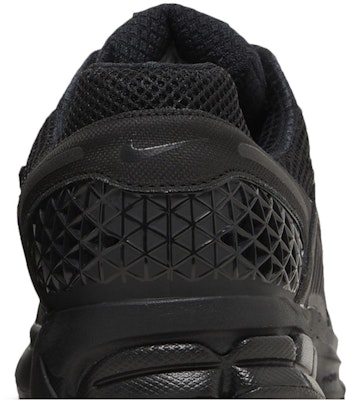 Air Zoom Vomero 5 'Triple Black' BV1358-003 1