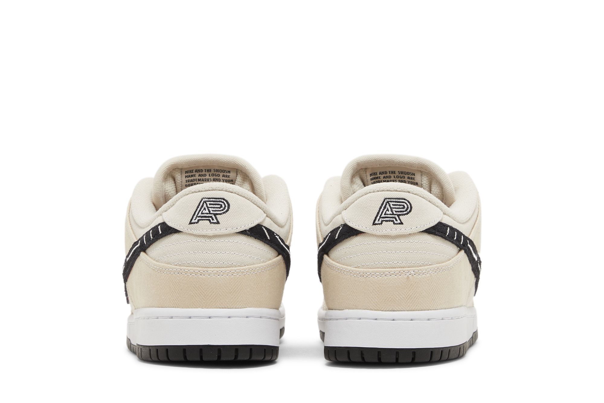 Sizing Albino Preto x Nike SB Dunk Low "化石" FD2627-200