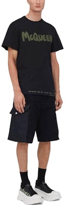 Alexander McQueen Black Crewneck Letter Oversized T-Shirt. 622104-QTAAC-0519 Purchase Alexander McQueen Black Crewneck Letter Oversized T-Shirt. 622104-QTAAC-0519