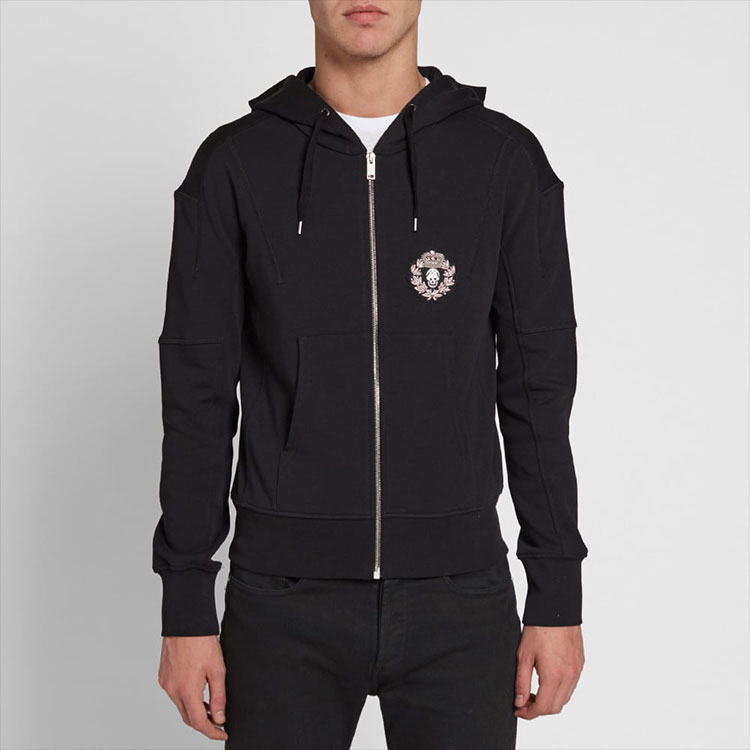 Shop アレキサンダー マックイーン ブラック 無地 ジップパーカー. 427748-QHX13-1000