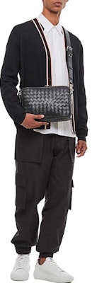 Alexander McQueen Black Stripe V-Neck Cardigan Sweater Casual Long Sleeve 752054Q1XHT1125 Lookbook Alexander McQueen Black Stripe V-Neck Cardigan Sweater Casual Long Sleeve 752054Q1XHT1125