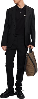 Alexander McQueen Baju Polo Slim Fit Hitam Cetakan Huruf. 662551-QXAAK-1000 Lookbook Alexander McQueen Baju Polo Slim Fit Hitam Cetakan Huruf. 662551-QXAAK-1000