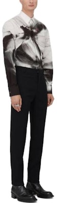 Alexander McQueen Loose-Fit Printed Long Sleeve Shirt Black/White. 778040-QOAAB-1090 Purchase Alexander McQueen Loose-Fit Printed Long Sleeve Shirt Black/White. 778040-QOAAB-1090