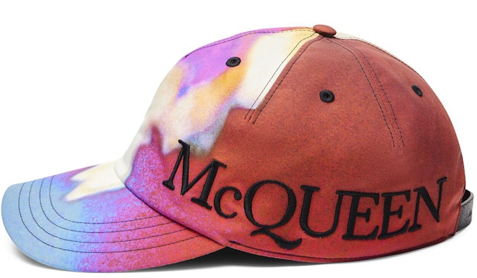 Alexander McQueen Topi Duckbill Cetak Multicolor Polyamide. 7509404419Q6178 Lookbook Alexander McQueen Topi Duckbill Cetak Multicolor Polyamide. 7509404419Q6178