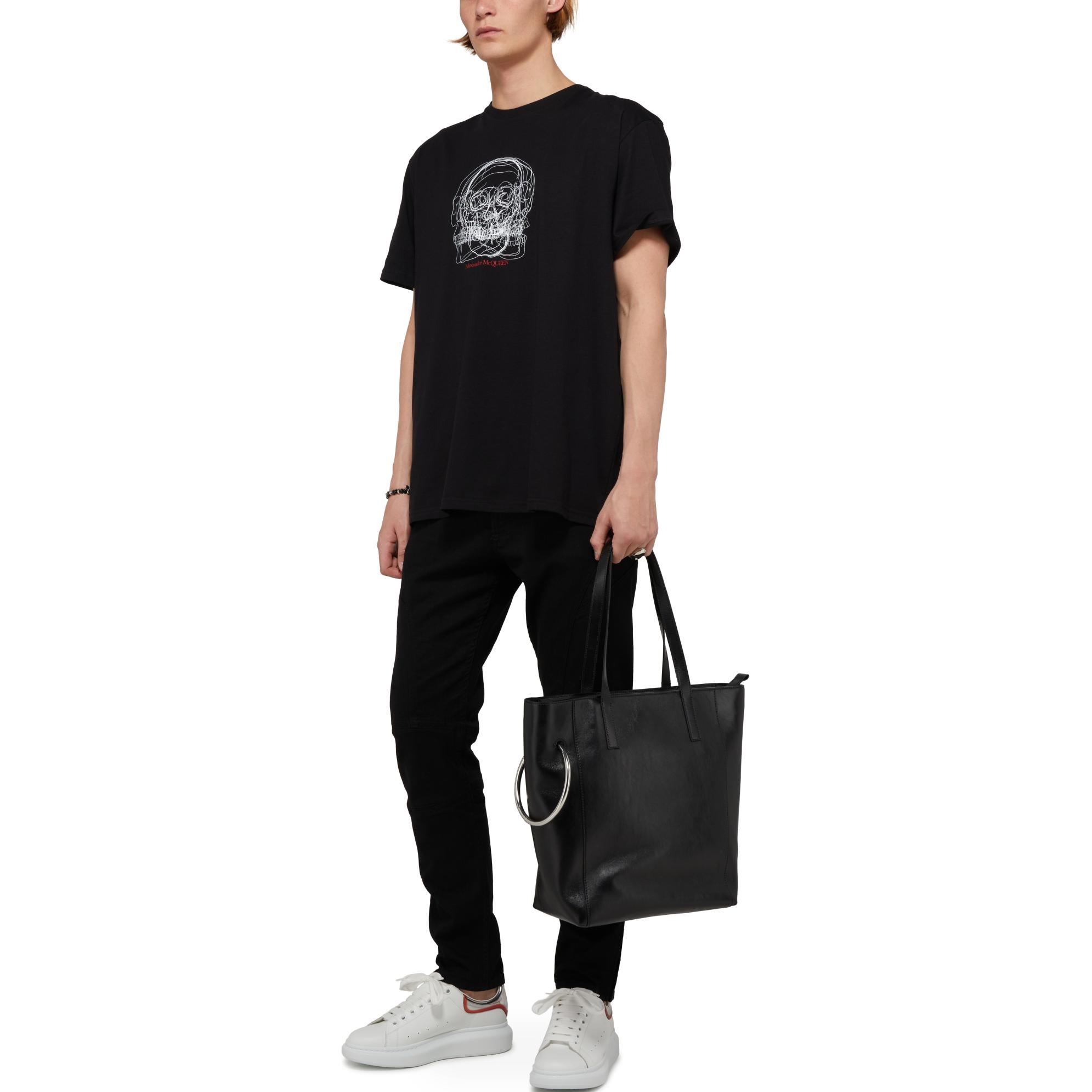 Shop 알렉산더 맥퀸 슬림 핏 크루넥 블랙 티셔츠. 750672-QVZ18-0901