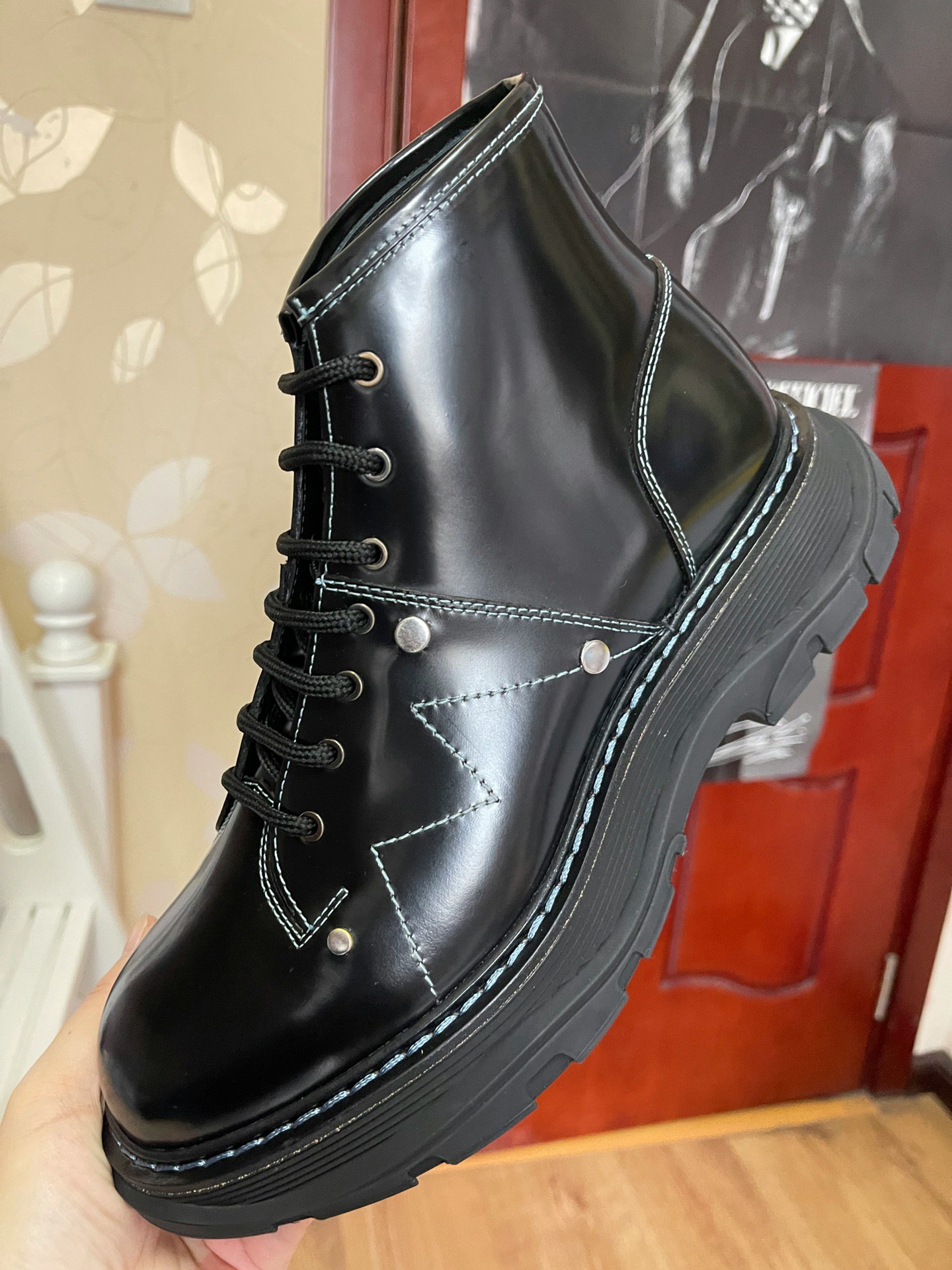 alexander-mc-queen-ankle-boot-black-platform-604253-whqs-11428