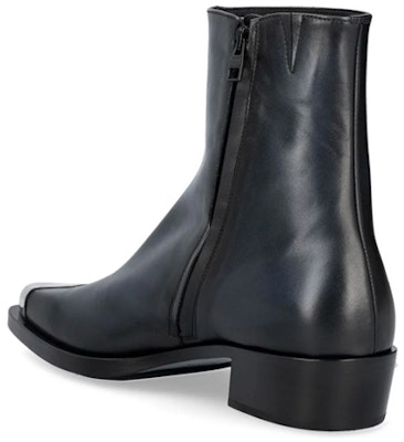 Alexander McQueen Sepatu Boot Hitam Rinci Ritsleting Perak 711114WHU321162 Lookbook Alexander McQueen Sepatu Boot Hitam Rinci Ritsleting Perak 711114WHU321162