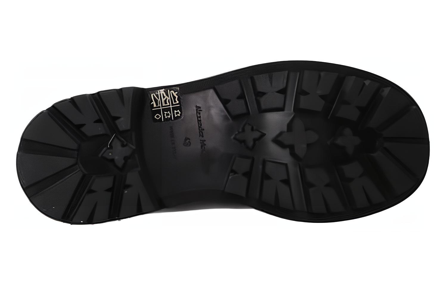 Alexander McQueen Boots 'Black 简约休闲马丁' 圖 5