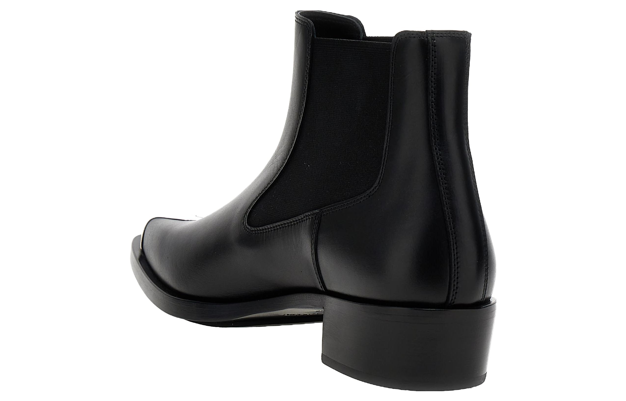Order Botas Chelsea Alexander McQueen 'Negro de Cuero Slip-On' 750380WIDY21081