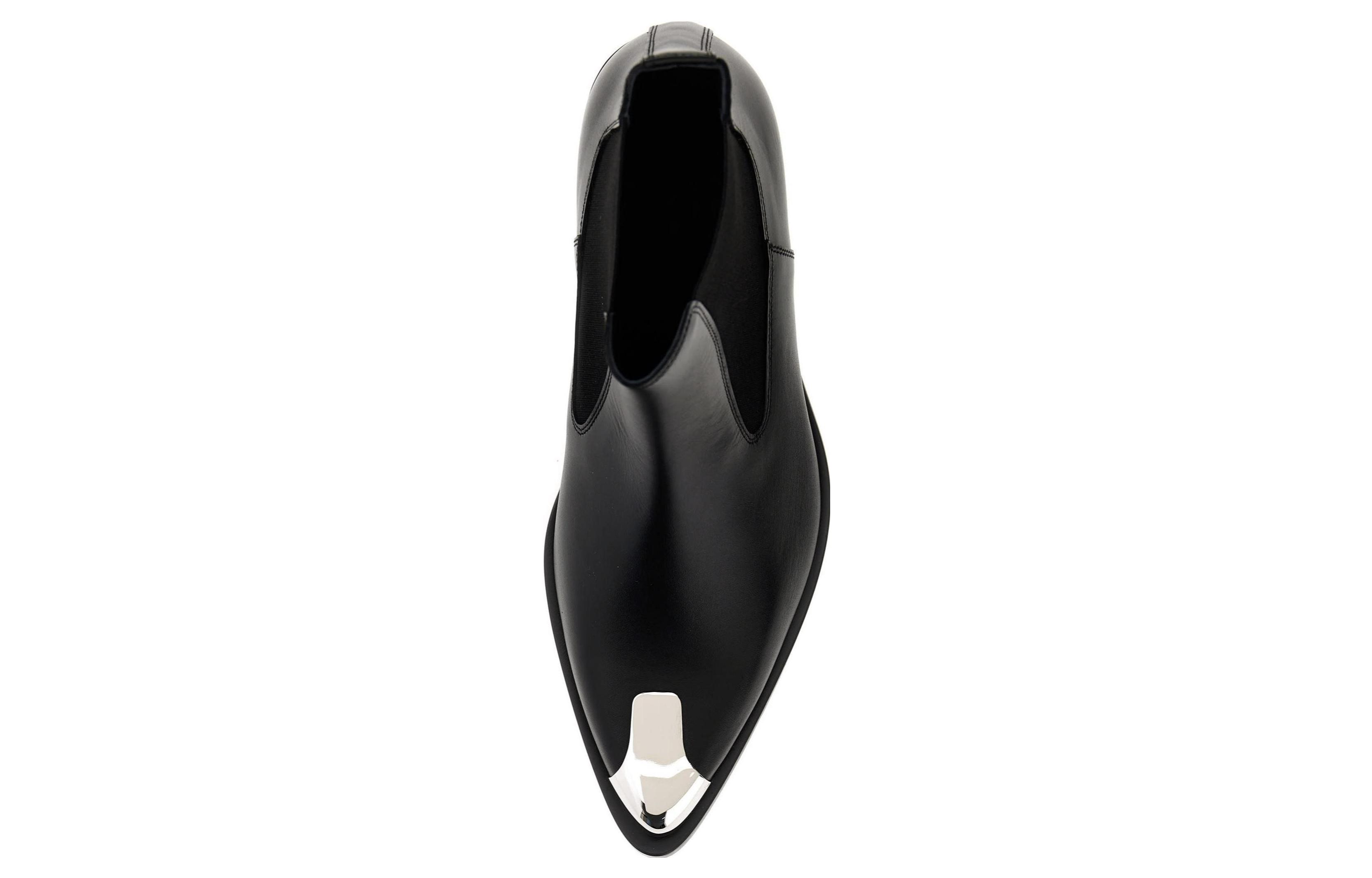 Shop Botas Chelsea Alexander McQueen 'Negro de Cuero Slip-On' 750380WIDY21081