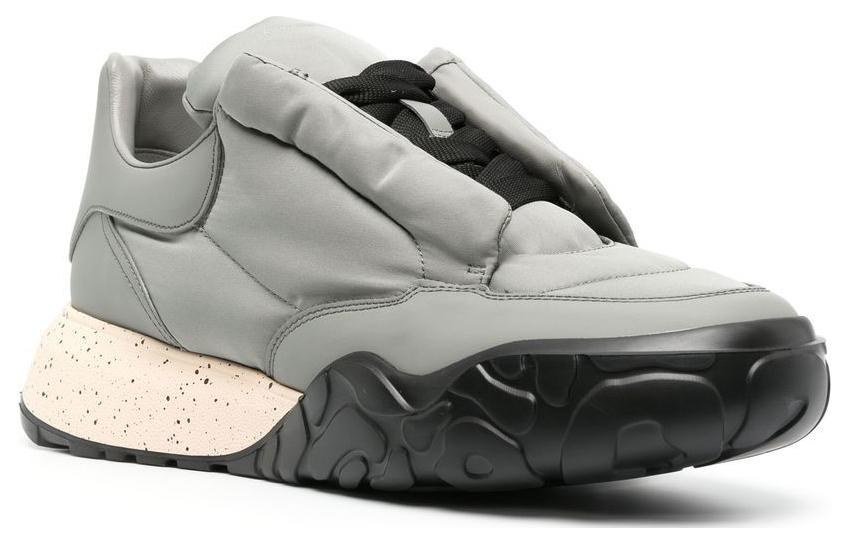 Lookbook Alexander McQueen Court Puffer Trainer 'Gravel' Sepatu Olahraga 711129-W4RQH-1191