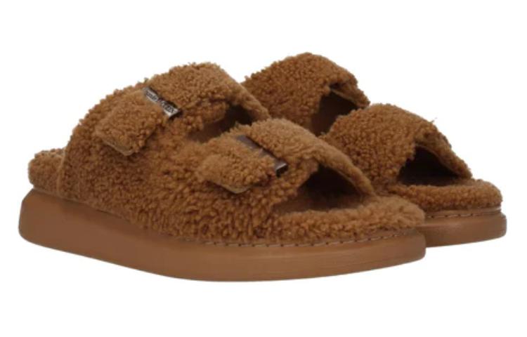 Lookbook Alexander McQueen Curly Shearling Up Sandal 'Tobacco' 682493-WLEK4-2327