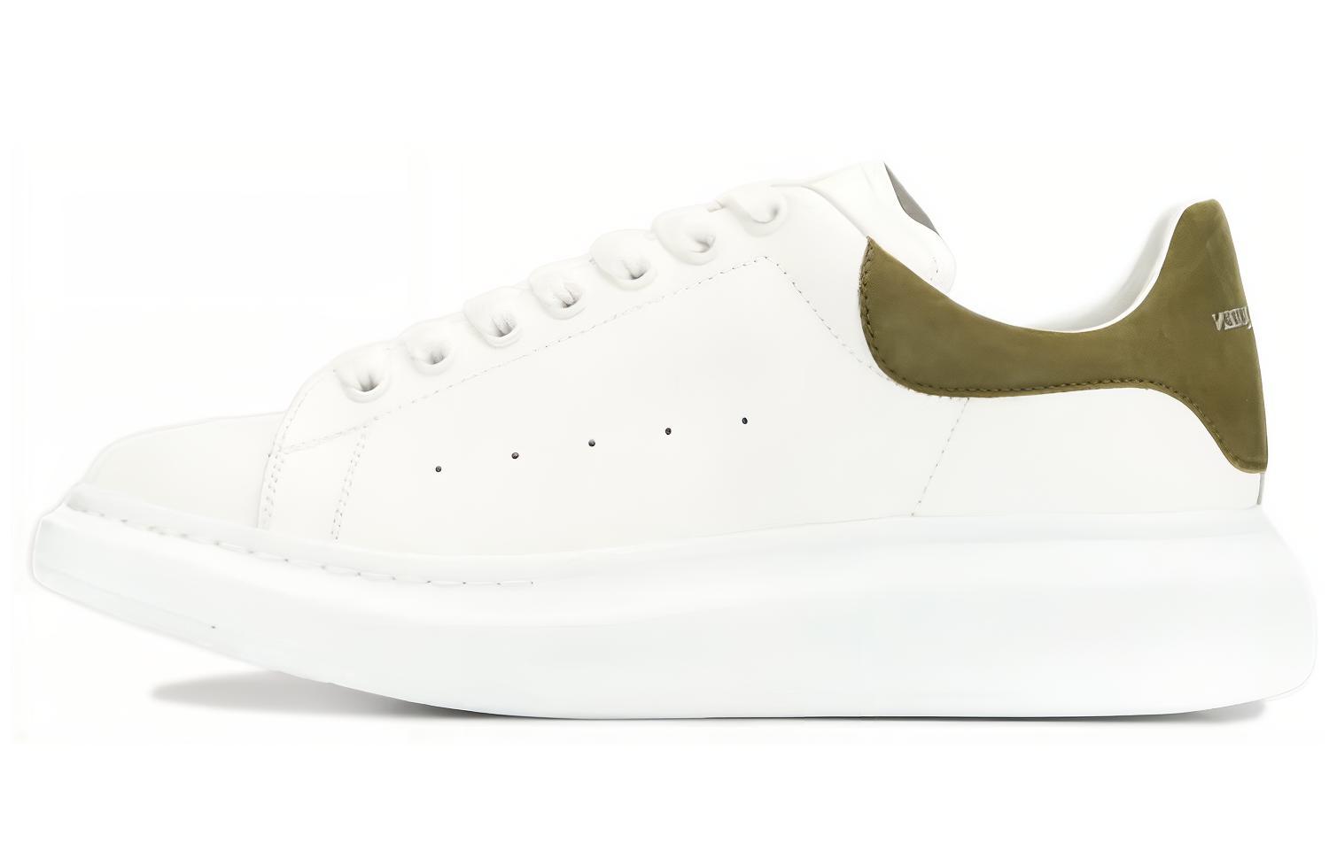 Buy 亚历山大·麦昆卡其色甲板便鞋 553680WHGP79055