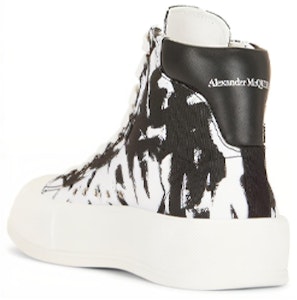 マックイーン デッキハイ グラフィティ 705200-W4TG7-9061 Shop マックイーン デッキハイ グラフィティ 705200-W4TG7-9061