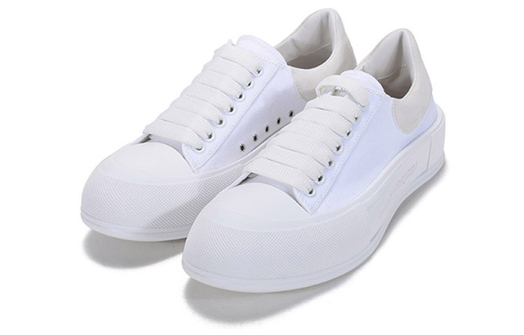 Shop Alexander McQueen Deck Plimsoll Bajo 'Blanco' 654594-W4MV7-9000