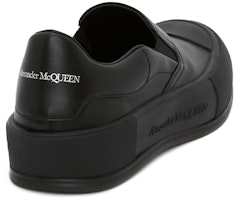 Alexander McQueen Deck Skate Plimsoll 'Hitam' 654595WHZT81000 Shop Alexander McQueen Deck Skate Plimsoll 'Hitam' 654595WHZT81000