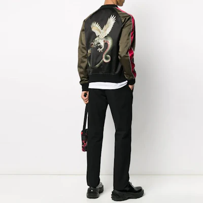 Chaqueta Bomber Negra Alexander McQueen Bordada con Dragón 608719-QOR94-1000 Purchase Chaqueta Bomber Negra Alexander McQueen Bordada con Dragón 608719-QOR94-1000