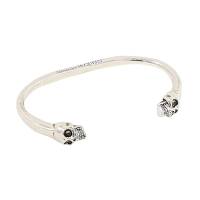 Alexander McQueen Dual Skull Open Design Small Brass Silver Bracelet for Men. 554482-J160I-0446
