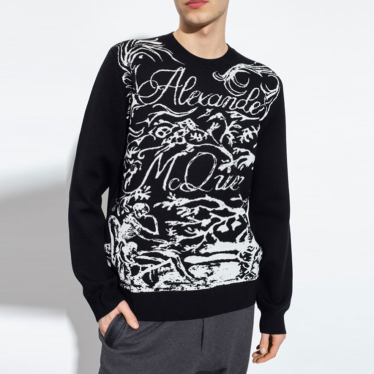 Purchase 알렉산더 맥퀸 FW21 블랙 로고 울 크루넥 스웨터. 689556-Q1XDV-1001