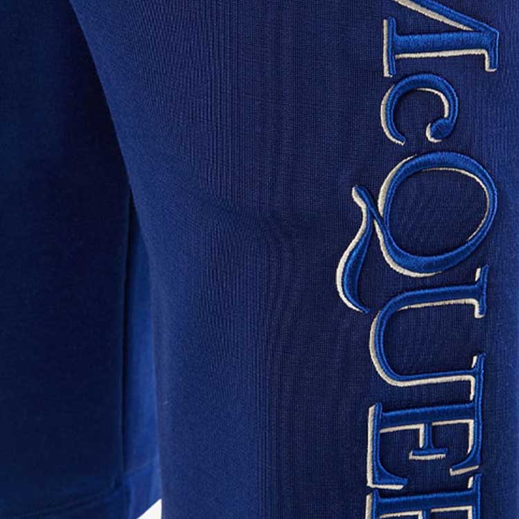 Sizing 알렉산더 맥퀸 FW21 블루 레터 자수 쇼츠 662588-QRZ74-0903