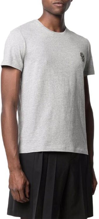 alexander-mc-queen-fw-21-grey-skull-applique-crewneck-t-shirt-662486-qrx-04-1401