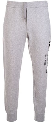 アレキサンダー・マックイーン FW21 ロゴプリント ジョガーニットパンツ グレー ホワイト 662580QRZ710902 Buy アレキサンダー・マックイーン FW21 ロゴプリント ジョガーニットパンツ グレー ホワイト 662580QRZ710902