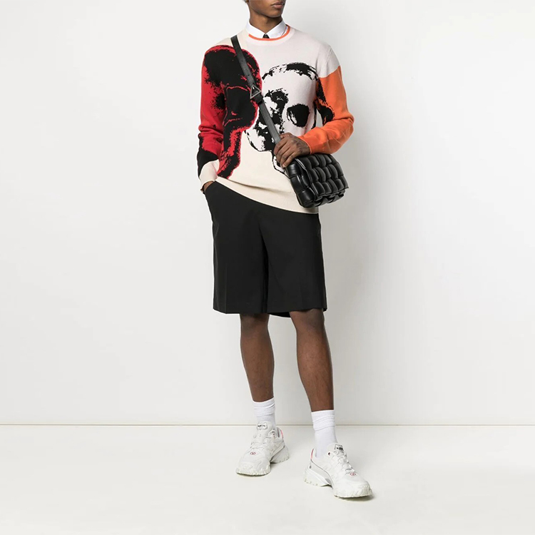 Lookbook 알렉산더 맥퀸 FW21 스컬 인타르시아 크루넥 스웨터 화이트 663626-Q1RSX-5771