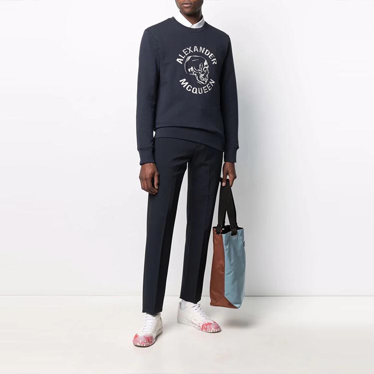 Lookbook Alexander McQueen 2021秋冬 骷髏字母刺繡標誌連帽衛衣 藍色 662584-QRX43-0903