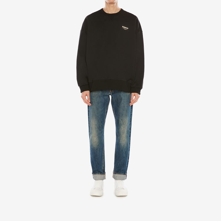 Lookbook 亚历山大麦昆FW21纯色黑色长袖卫衣. 659611-QRX87-1000