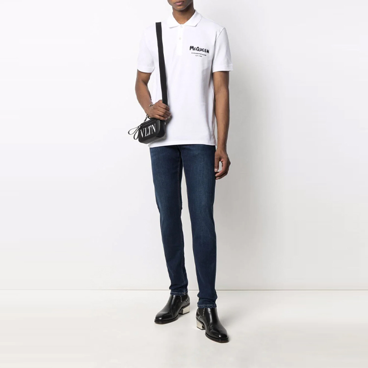 Lookbook 亚历山大·麦昆 FW21 白色印字短袖POLO衫 662551-QRX33-9000