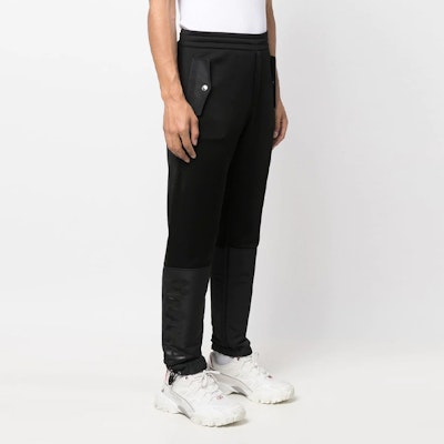 Alexander McQueen FW22 Seluar Jogger Hitam Knit Tirus Gaya Sukan Lelaki. 701304QTX531000 Purchase Alexander McQueen FW22 Seluar Jogger Hitam Knit Tirus Gaya Sukan Lelaki. 701304QTX531000