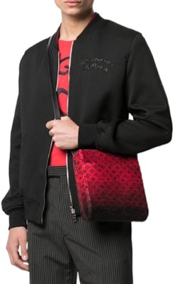 Alexander McQueen FW22 Black Logo Embroidered Zip Jacket 599313QQU021000 Lookbook Alexander McQueen FW22 Black Logo Embroidered Zip Jacket 599313QQU021000