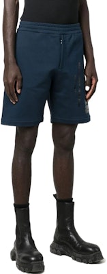 알렉산더 맥퀸 FW22 로고 프린트 밴딩 반바지 라이트 블루 688717-QTZ81-0903 Purchase 알렉산더 맥퀸 FW22 로고 프린트 밴딩 반바지 라이트 블루 688717-QTZ81-0903