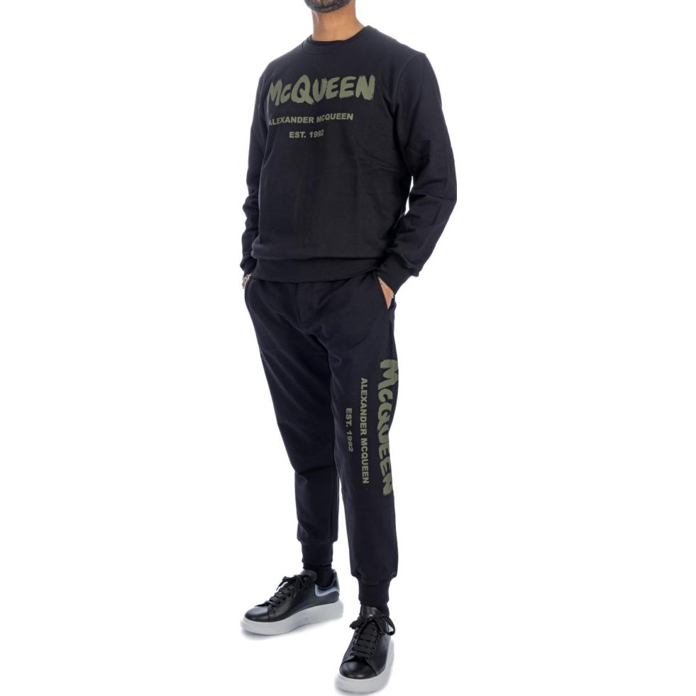 Sizing 알렉산더 맥퀸 FW23 레터 프린트 크루넥 스웨트셔츠 블랙 688713-QTAAB-0519