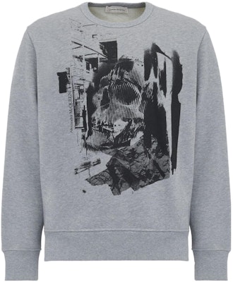 Alexander McQueen FW23 Patchwork Graphic Pullover Sweatshirt Abu-Abu Pria 752041-QVZ19-0902 Order Alexander McQueen FW23 Patchwork Graphic Pullover Sweatshirt Abu-Abu Pria 752041-QVZ19-0902