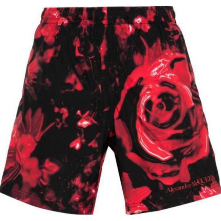 Lookbook Alexander McQueen FW24 Short de Natación Negro Rojo Floral con Cintura Elástica 794619-4419Q-1074