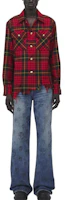 Lookbook Alexander McQueen FW24 男裝紅色格紋骷髏鈕扣襯衫。 805529-QUABW-6120