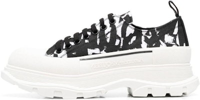 Alexander McQueen Graffiti Tread Slick Low Lace Up 'Black White' 705668W4TG59356 Alexander McQueen Graffiti Tread Slick Low Lace Up 'Black White' 705668W4TG59356