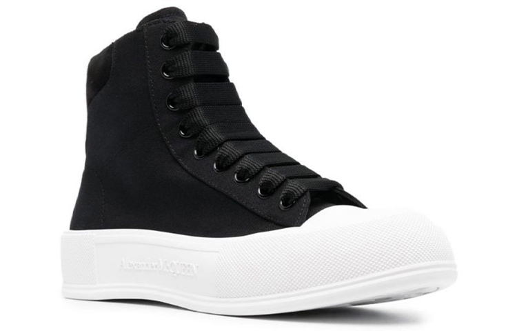 Lookbook Alexander McQueen Sepatu Tinggi Deck Plimsoll 'Hitam' 707681W4MV71070