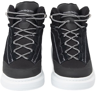 알렉산더 맥퀸 하이 '블랙 화이트' 스니커즈 682498WIBN71070 Lookbook 알렉산더 맥퀸 하이 '블랙 화이트' 스니커즈 682498WIBN71070