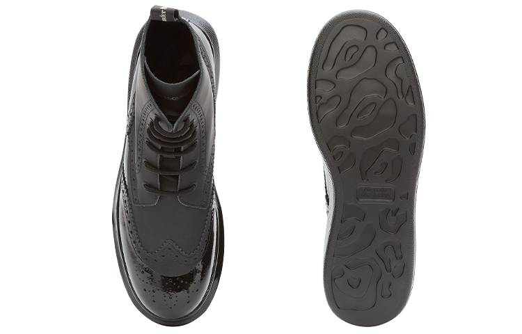 Purchase Alexander McQueen Bottines Noires ''Hybrid à Lacets Détails Sculptés'' 628810WHYK21000