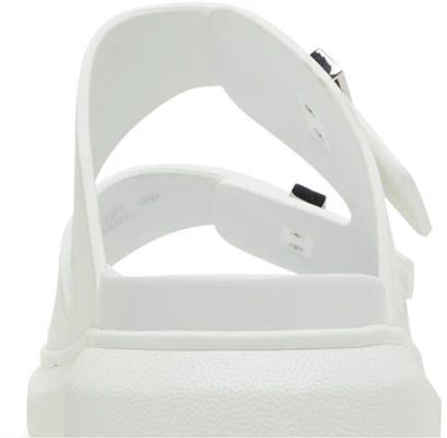 Alexander McQueen Hybrid Dubbele Gesp Sandalen ''Nieuwe Ivoor'' 663563-W4Q51-9359 Sizing Alexander McQueen Hybrid Dubbele Gesp Sandalen ''Nieuwe Ivoor'' 663563-W4Q51-9359