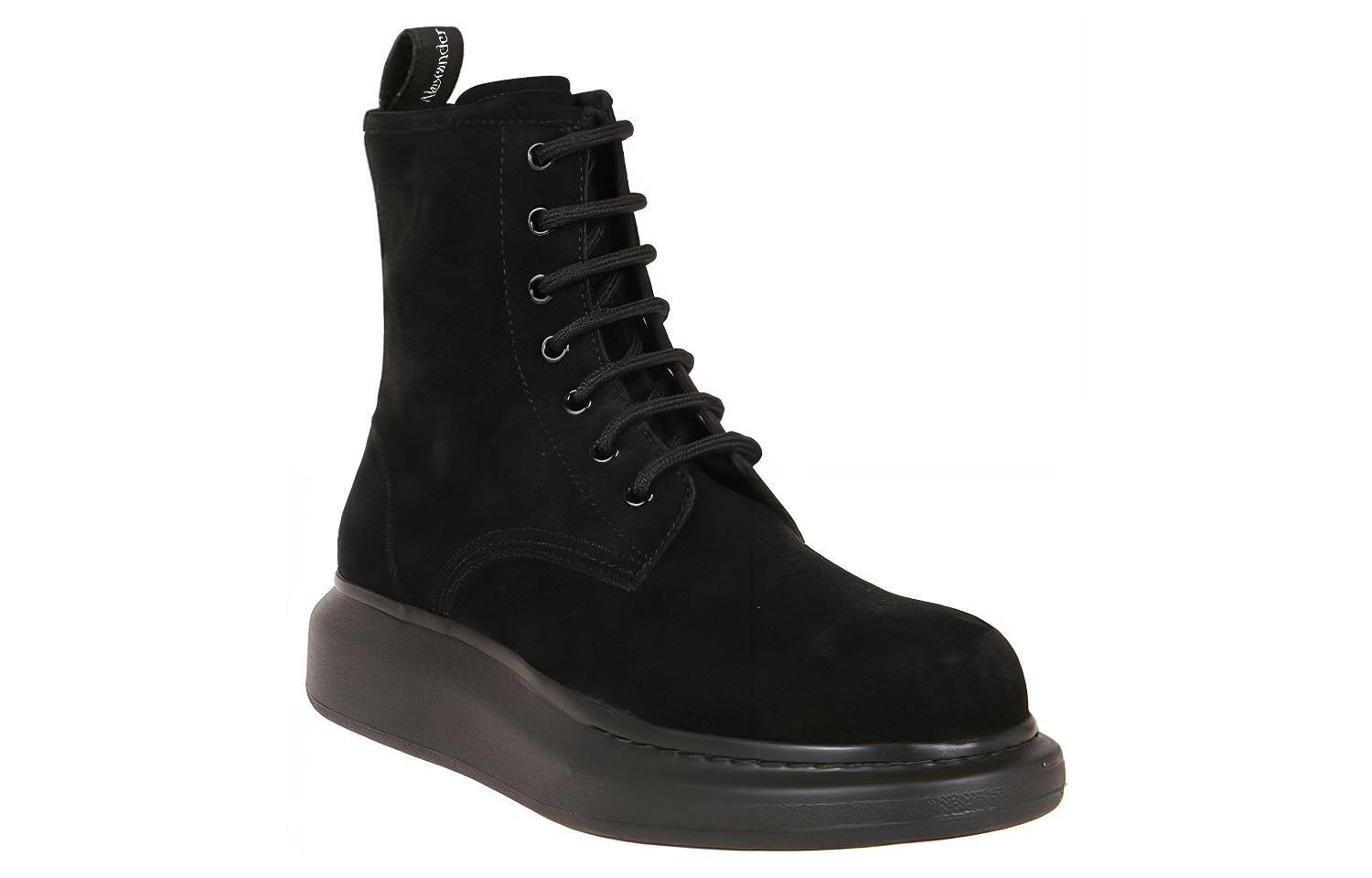 Lookbook Alexander McQueen But Kasut Boot Bertali 'Kulit Baldu Hitam' 586191WHXK11000