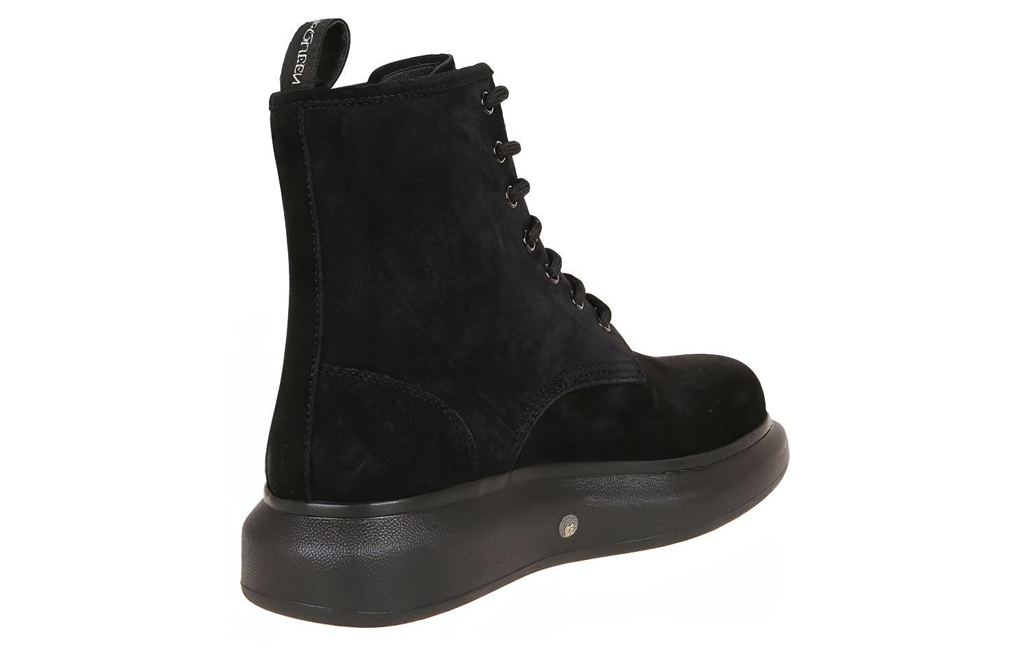 Shop Alexander McQueen But Kasut Boot Bertali 'Kulit Baldu Hitam' 586191WHXK11000