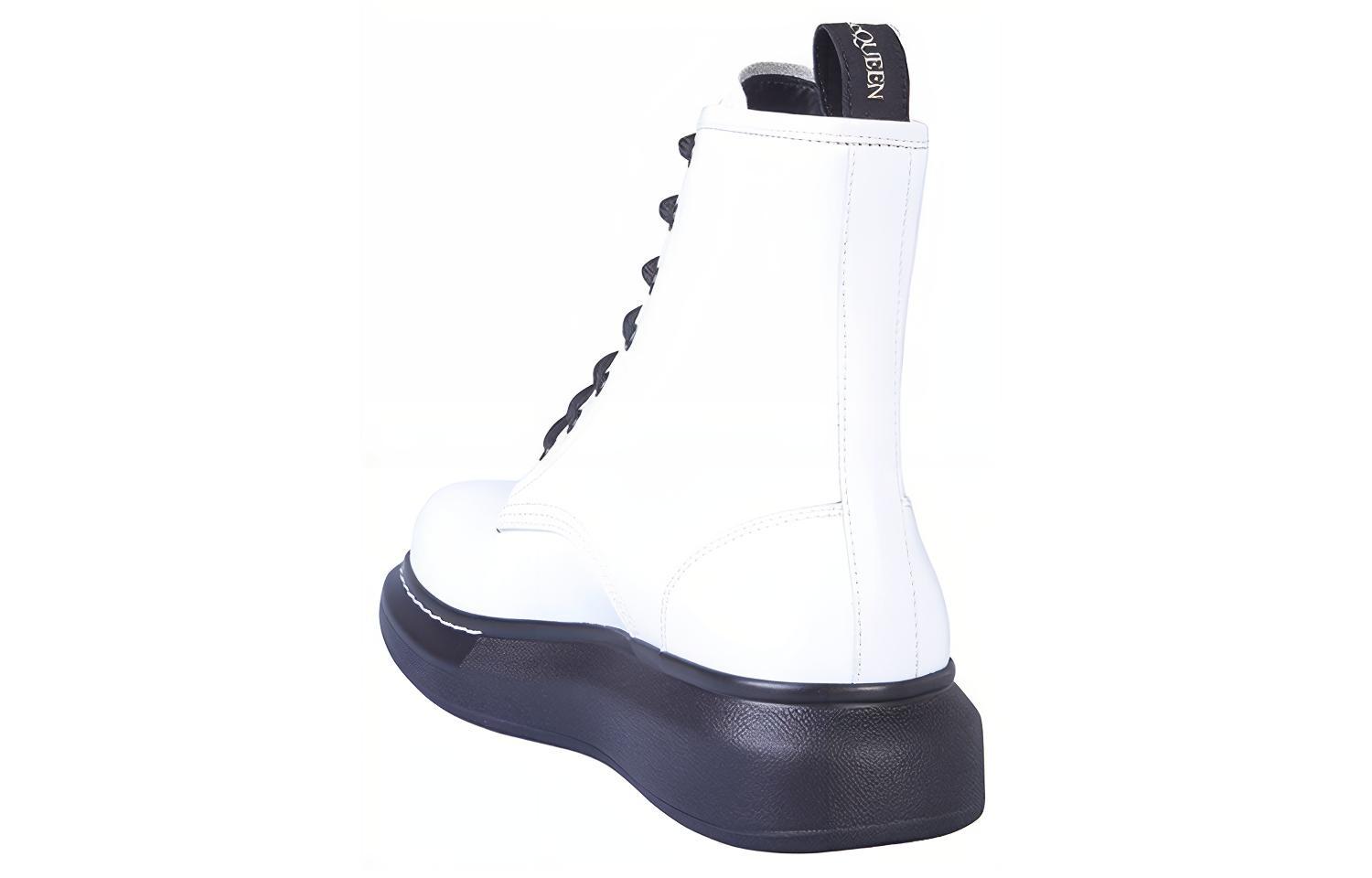 Shop 알렉산더 맥퀸 화이트 가죽 부츠 586191WHX519061