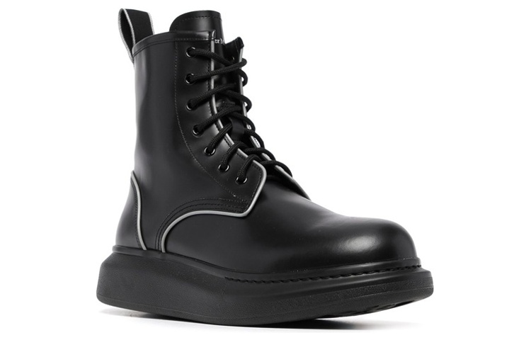 Order Alexander McQueen Sepatu Bot Kulit Tali Buku 'Black Fashion' 682487WIB521081