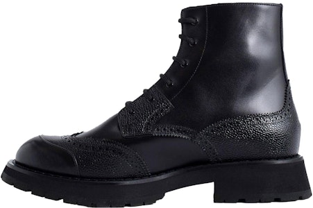 Alexander McQueen Boot Kulit Hitam 'Punk' 727824WHSWL1000 Buy Alexander McQueen Boot Kulit Hitam 'Punk' 727824WHSWL1000